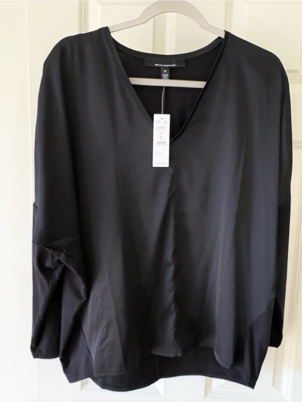 White House Black Market Black V-Neck Long Sleeve Tunic